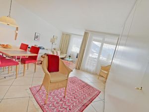 23516788-Ferienwohnung-2-Davos-300x225-4