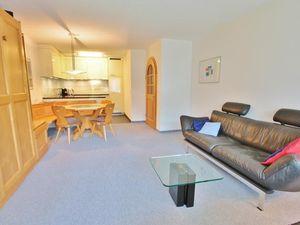 23427425-Ferienwohnung-4-Davos Dorf-300x225-3