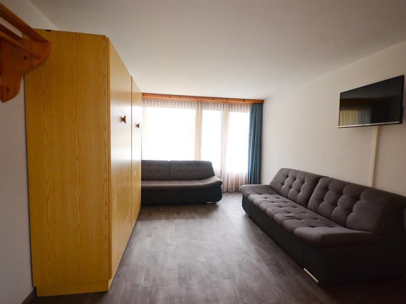 23427468-Ferienwohnung-4-Davos Dorf-800x600-1