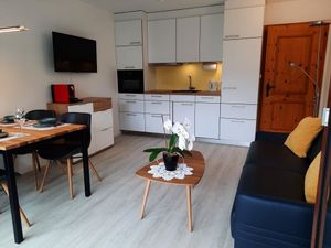 23427753-Ferienwohnung-4-Davos Dorf-300x225-1