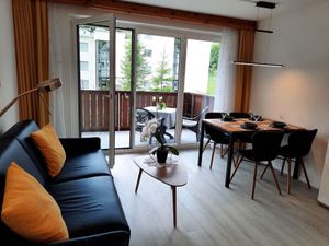 23427753-Ferienwohnung-4-Davos Dorf-300x225-2