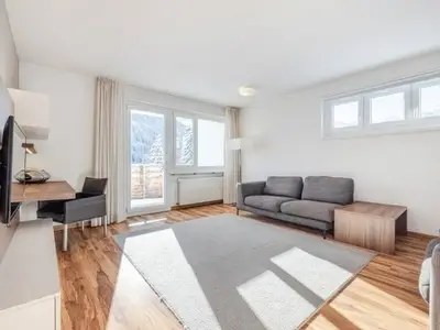 Ferienwohnung für 6 Personen (100 m²) in Davos Dorf 1/9