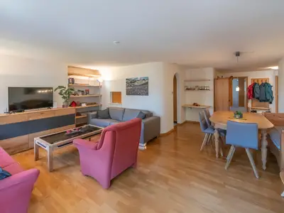 Ferienwohnung für 9 Personen (122 m²) in Davos Dorf 1/10