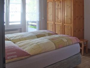 23427255-Ferienwohnung-4-Davos Platz-300x225-5