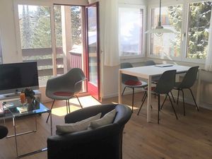 23427305-Ferienwohnung-2-Davos Platz-300x225-1