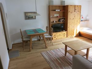 23427322-Ferienwohnung-4-Davos Platz-300x225-1