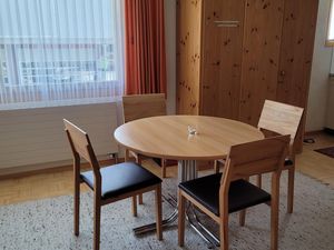 23427339-Ferienwohnung-2-Davos Platz-300x225-3