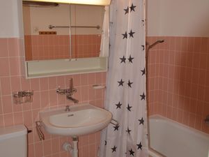 23427434-Ferienwohnung-4-Davos Platz-300x225-5