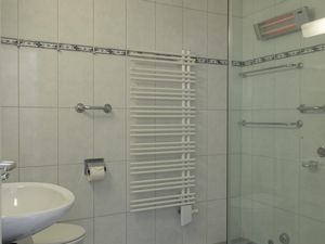 23427444-Ferienwohnung-4-Davos Platz-300x225-5