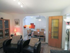 23427475-Ferienwohnung-6-Davos Platz-300x225-1