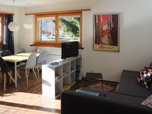 23427516-Ferienwohnung-5-Davos Platz-300x225-2