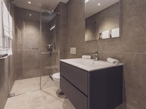 23427755-Ferienwohnung-4-Davos Platz-300x225-4