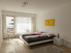 23427444-Ferienwohnung-4-Davos Platz-300x225-3