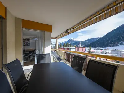 Ferienwohnung für 9 Personen (125 m²) in Davos Platz 8/10
