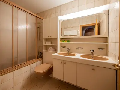 Ferienwohnung für 5 Personen (100 m²) in Davos Platz 9/10