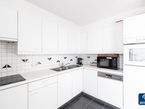 23671390-Ferienwohnung-6-De Haan-300x225-3