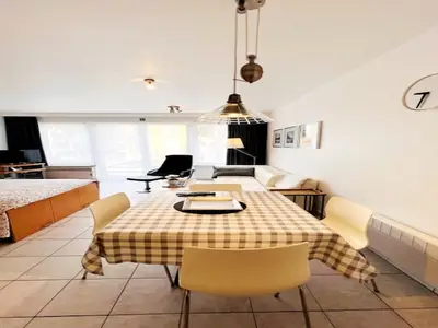 DiningRoom