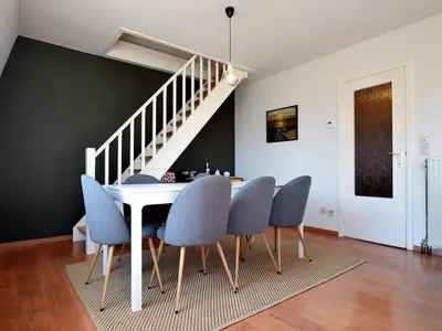 DiningRoom
