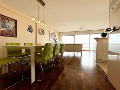 DiningRoom