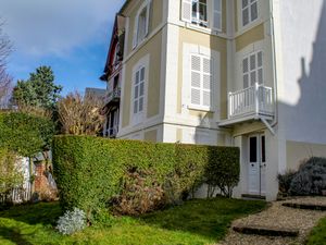 23840511-Ferienwohnung-2-Deauville-300x225-5