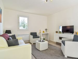 23857477-Ferienwohnung-5-Deauville-300x225-1