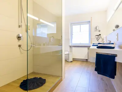 franzenhofmarkhart-sommerwiese-florianfahlenbock-web-final-16