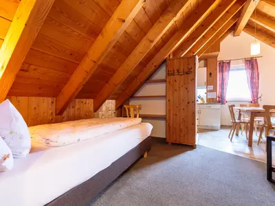 franzenhofmarkhart-schwalbennest-florianfahlenbock-web-final-12