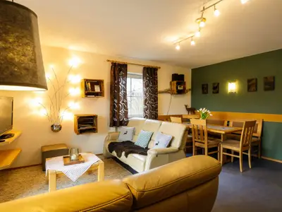 WALDLICHTUNG _ Ferienhof Markhart 2026-20 - Web - Florian Fahlenbock_