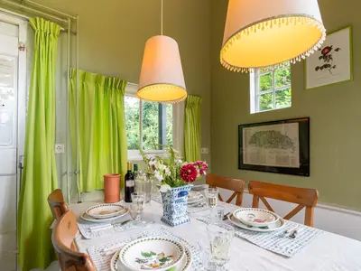 DiningRoom