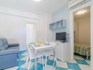 24004188-Ferienwohnung-4-Deiva Marina-300x225-4