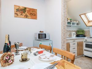 23732733-Ferienwohnung-2-Delnice-300x225-3