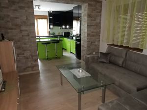 23548011-Ferienwohnung-6-Delnice-300x225-1