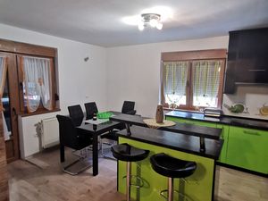 23548011-Ferienwohnung-6-Delnice-300x225-4