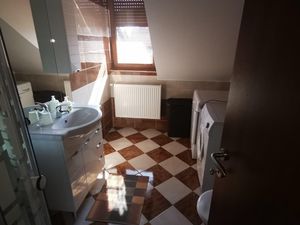 23548008-Ferienwohnung-3-Delnice-300x225-4