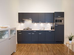 21596645-Ferienwohnung-4-Den Haag-300x225-3