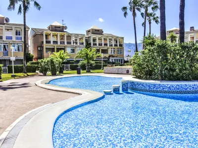 pool