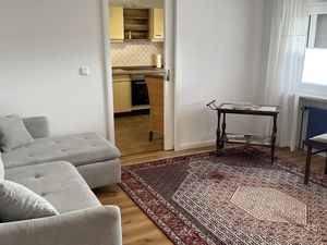 24038601-Ferienwohnung-4-Derschen-300x225-3