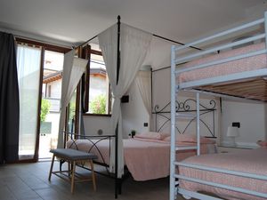 22440039-Ferienwohnung-4-Desenzano Del Garda-300x225-2