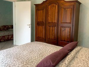 23939822-Ferienwohnung-3-Desenzano Del Garda-300x225-5