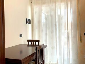 23939866-Ferienwohnung-2-Desenzano Del Garda-300x225-4