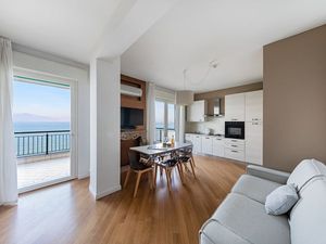 23180349-Ferienwohnung-6-Desenzano Del Garda-300x225-5