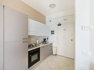 23180117-Ferienwohnung-2-Desenzano Del Garda-300x225-2