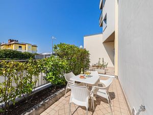 23178985-Ferienwohnung-4-Desenzano Del Garda-300x225-2