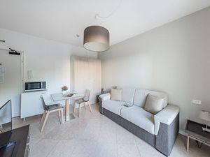 23179119-Ferienwohnung-2-Desenzano Del Garda-300x225-4