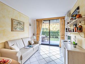 23332309-Ferienwohnung-4-Desenzano Del Garda-300x225-3