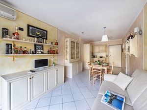 23332309-Ferienwohnung-4-Desenzano Del Garda-300x225-4