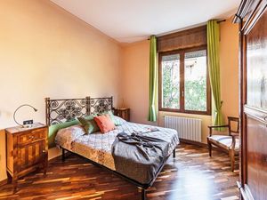 23332371-Ferienwohnung-4-Desenzano Del Garda-300x225-5