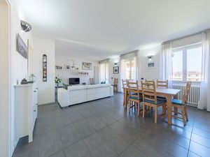 23349109-Ferienwohnung-6-Desenzano Del Garda-300x225-2