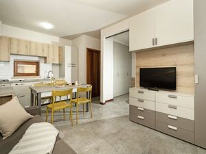 23568629-Ferienwohnung-3-Desenzano Del Garda-300x225-2