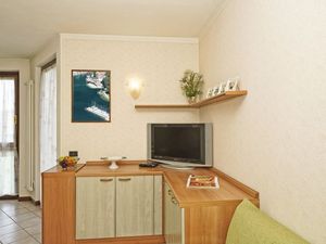 23670561-Ferienwohnung-4-Desenzano Del Garda-300x225-3